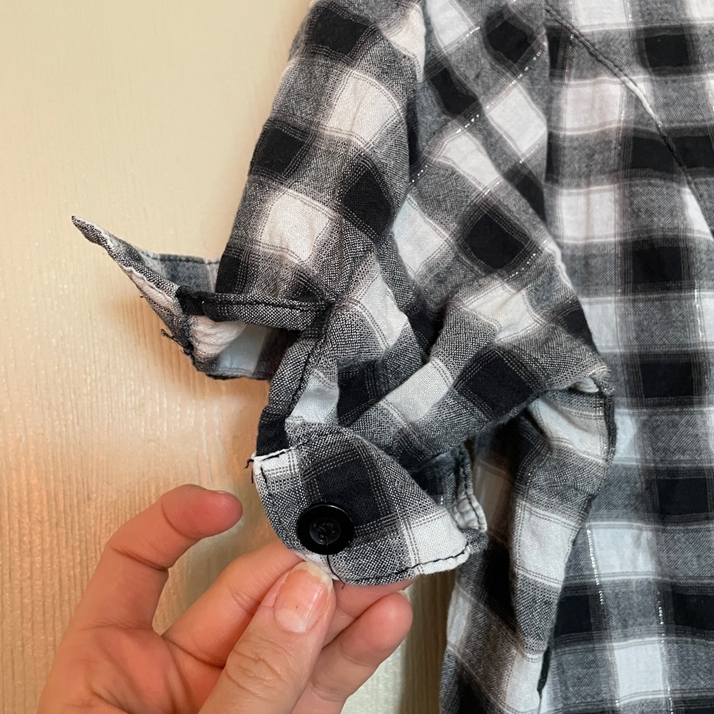 Daytrip Button-Up Collared Top - Picture 6 of 7